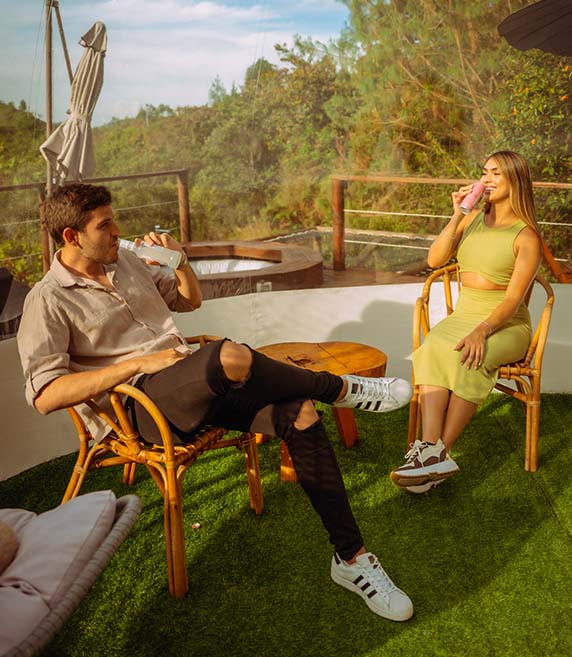 Regalos_para_novias_y_novios_ideas_experiencias_y_detalles_que_enamoran_plan_romantico_spa_parejas_glamping
